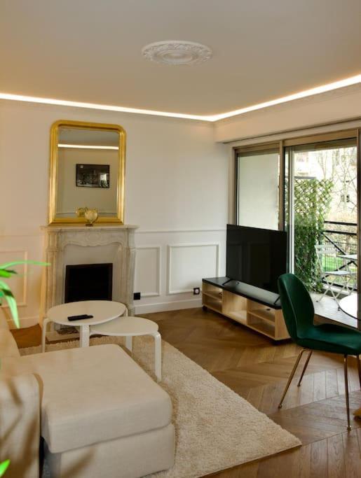 Parisian Style Apartment Maisons-Alfort Exterior photo