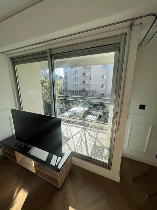 Parisian Style Apartment Maisons-Alfort Exterior photo